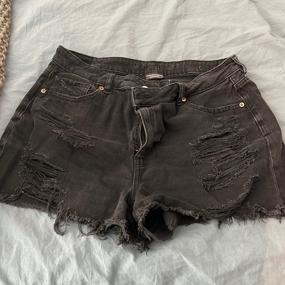 Black mom shorts